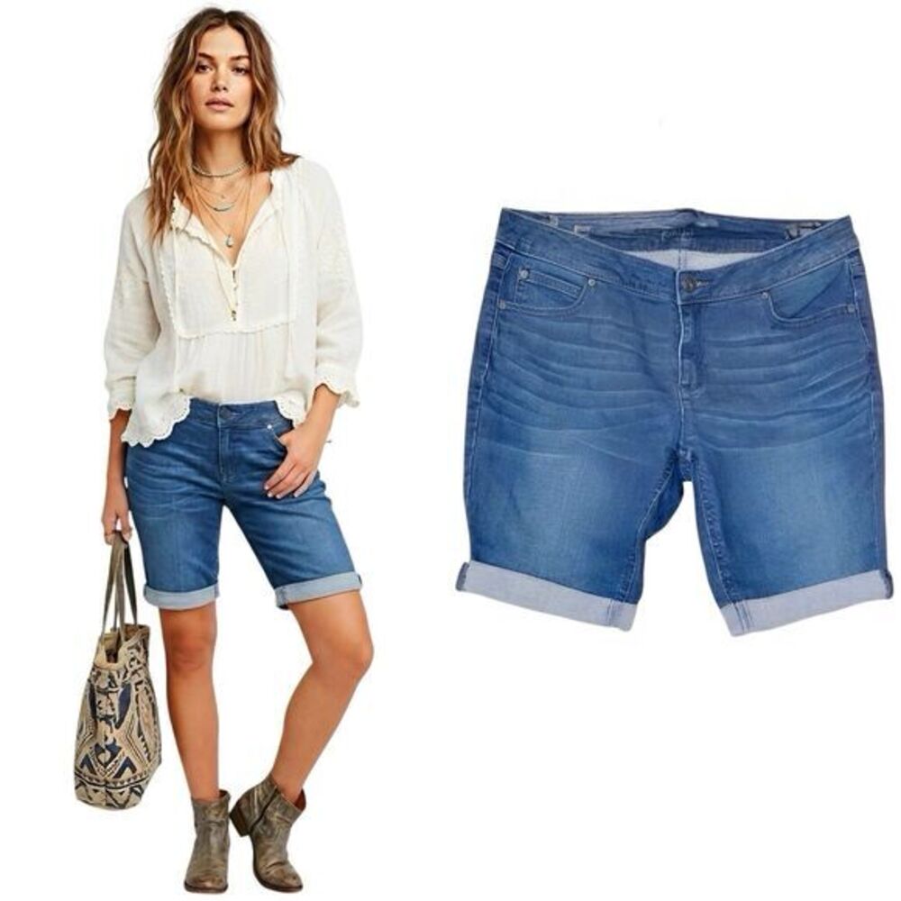 A New Approach Womens Shorts Sz 27 Sz 4P Cuffed Jean Mid Waist Denim Dark Wash